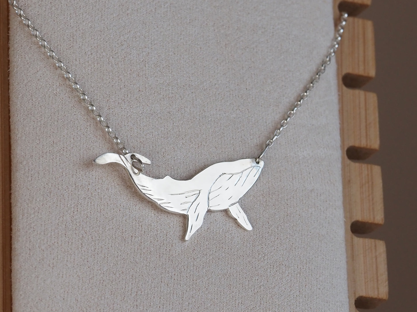 Collier en argent baleine